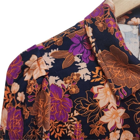 Democracy Top Womens M Purple Dark Floral Viscose Button Up Pleated 3/4 Sleeve - Picture 9 of 13